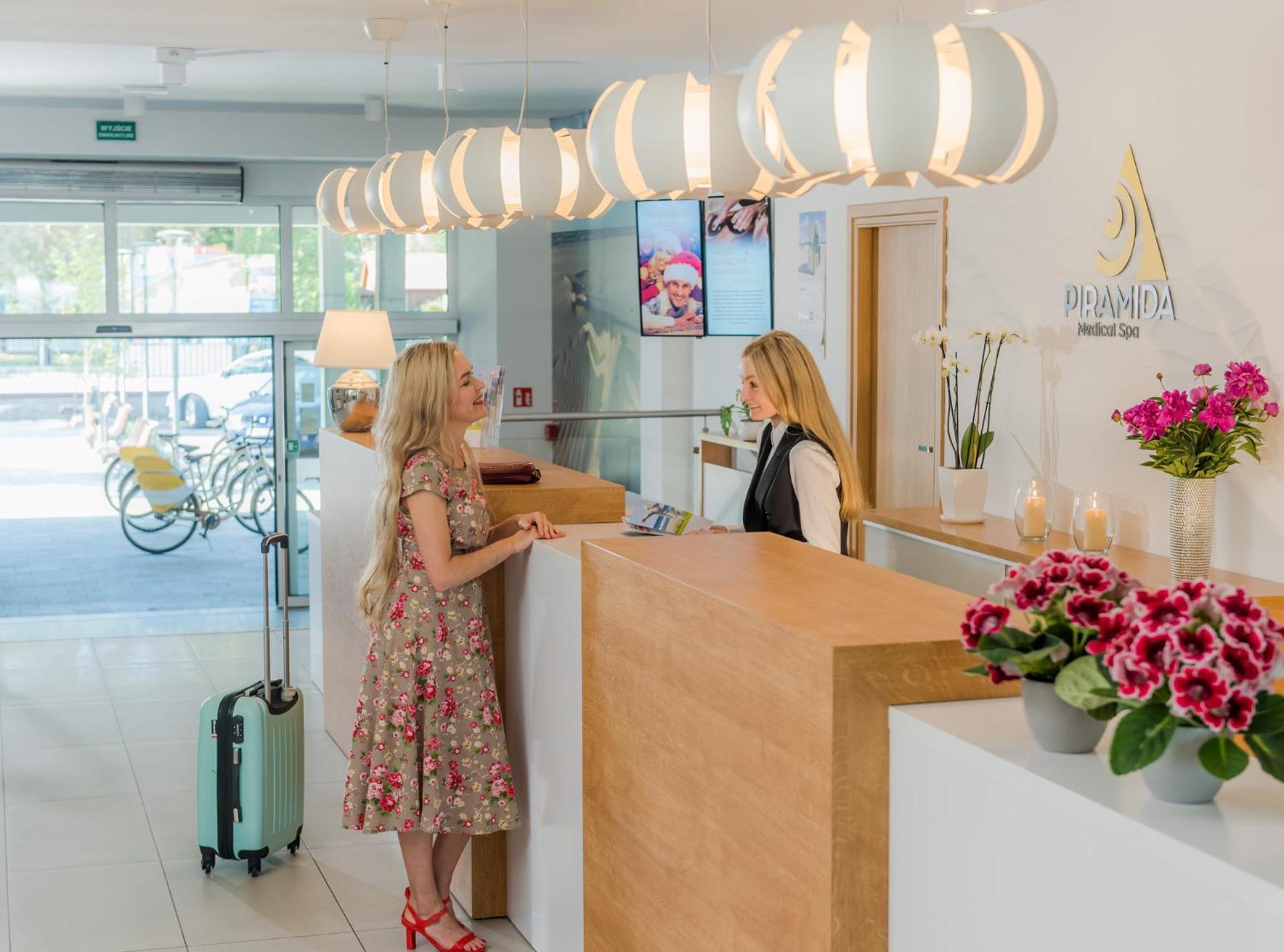 Piramida Medical Spa Mrzeżyno Eksteriør billede